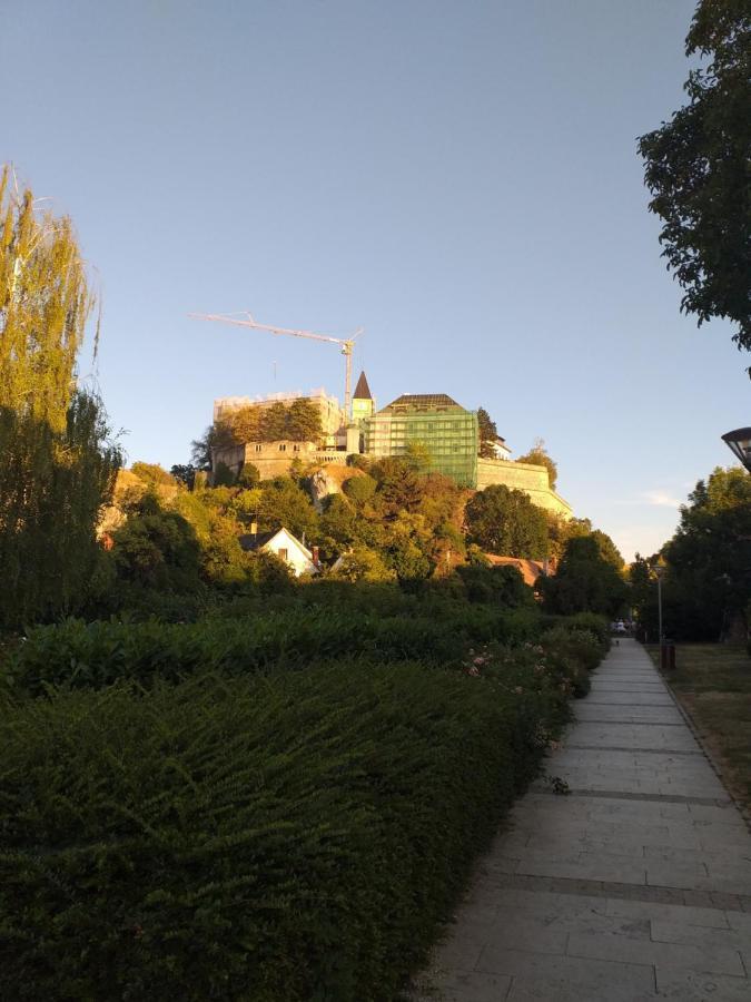 Galeria Villa Veszprém Exteriér fotografie